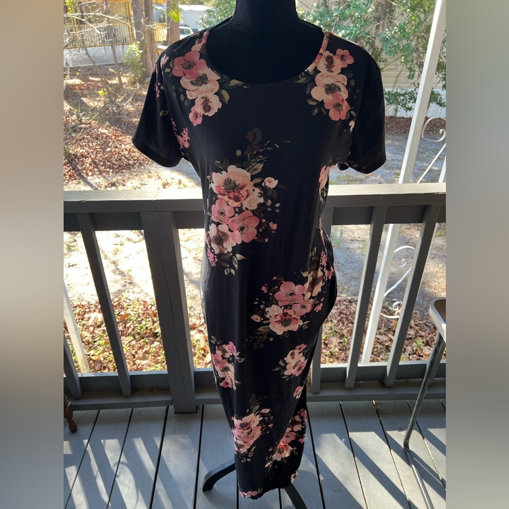 Bobbie Brooks Black Floral Dress